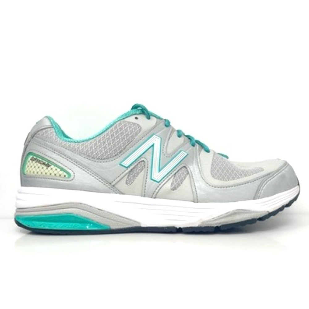 NEW BALANCE W1540v2 Snickers Running Shoes, Silver and Mint Green